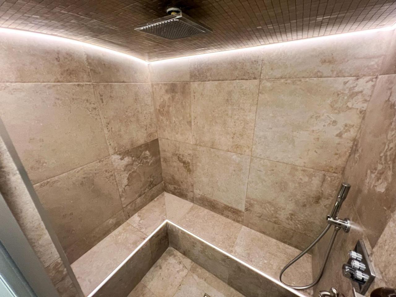 Le Switch Souplex Avec Hammam Privatif Apartment Lille Exterior foto